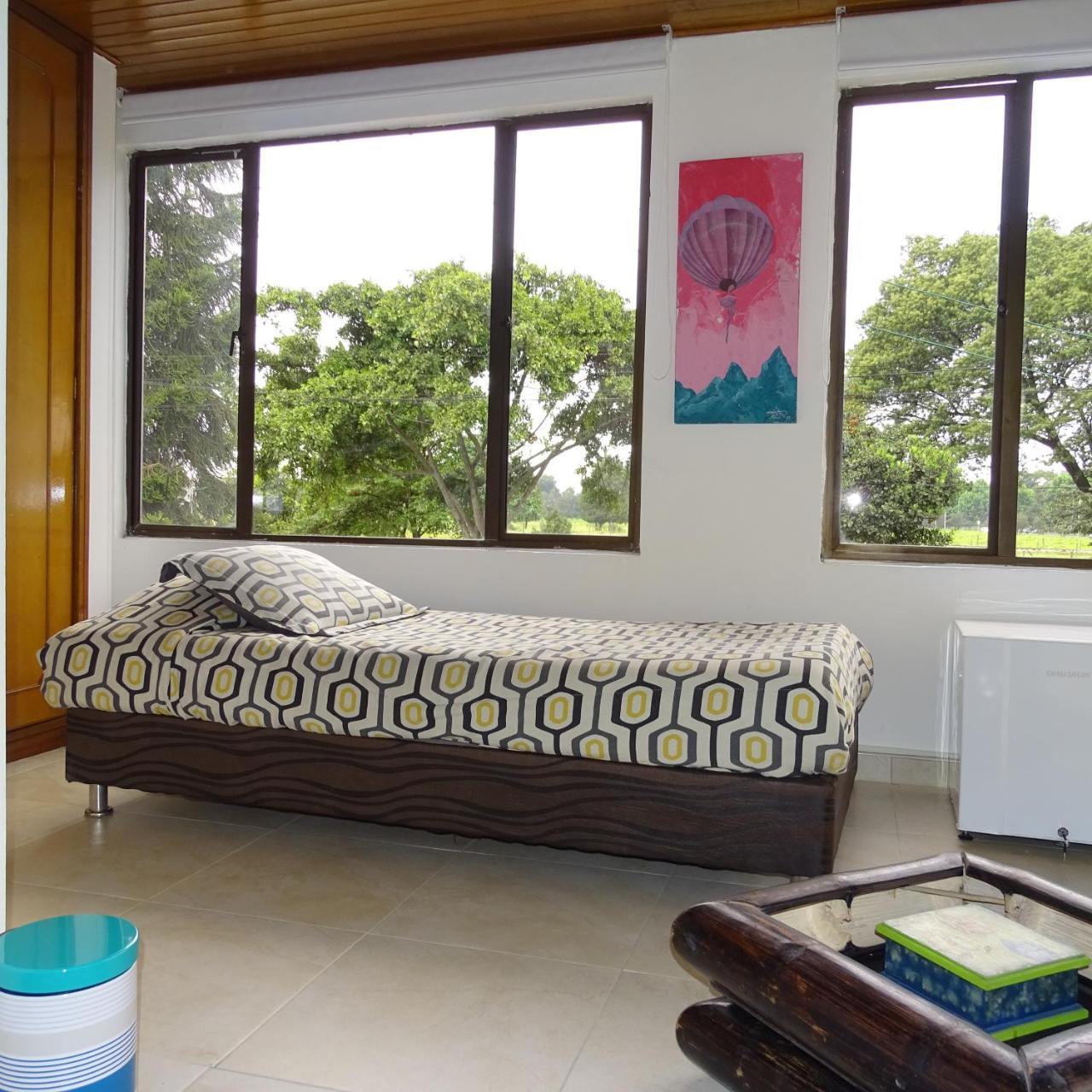 Violeta Park Hostel Bogota Luaran gambar