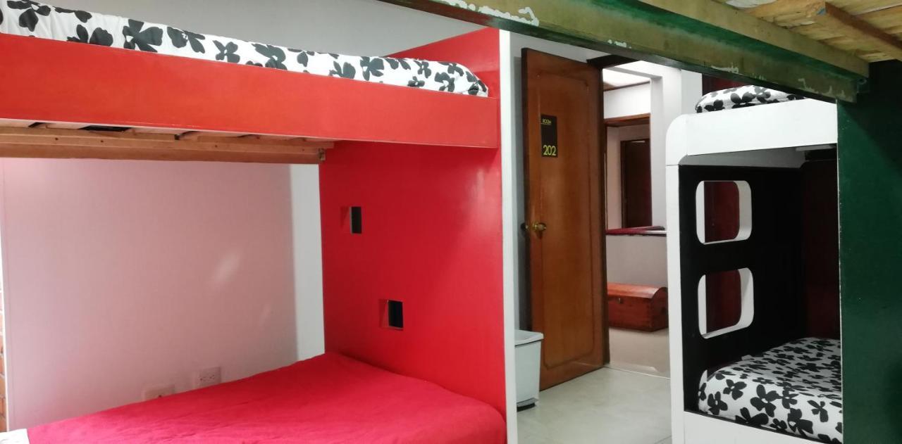 Violeta Park Hostel Bogota Luaran gambar