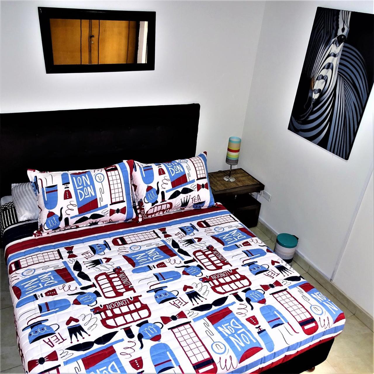 Violeta Park Hostel Bogota Luaran gambar