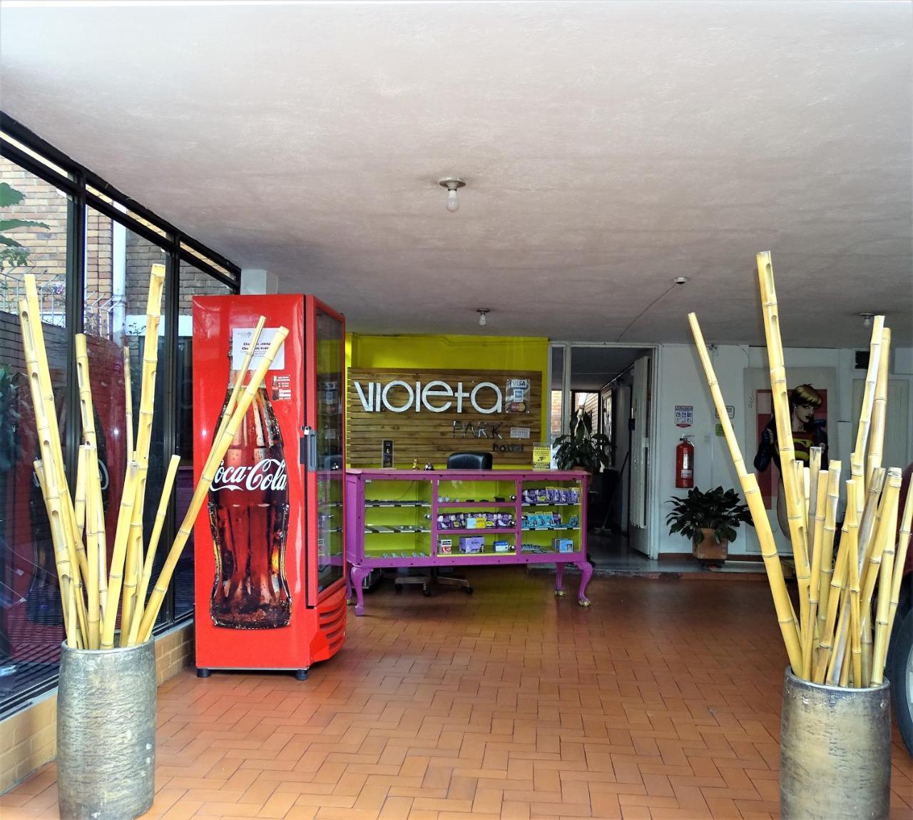 Violeta Park Hostel Bogota Luaran gambar