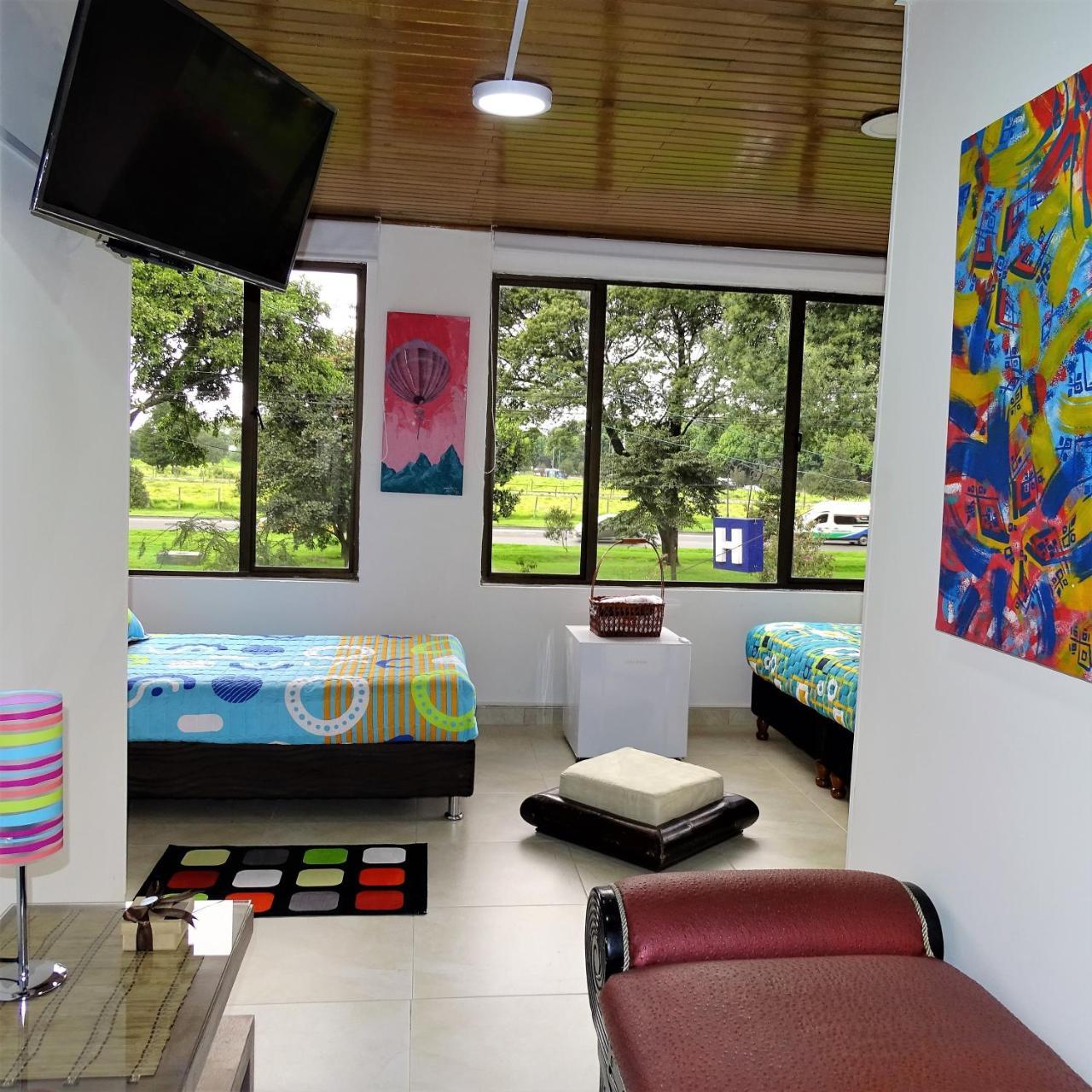 Violeta Park Hostel Bogota Luaran gambar