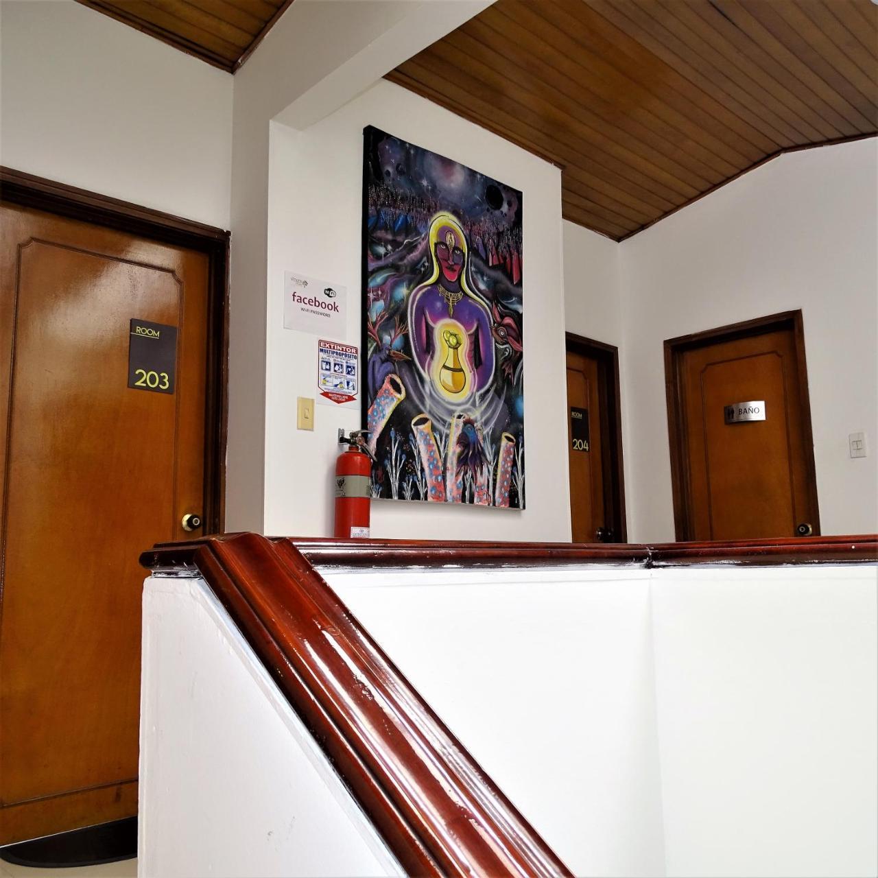 Violeta Park Hostel Bogota Luaran gambar
