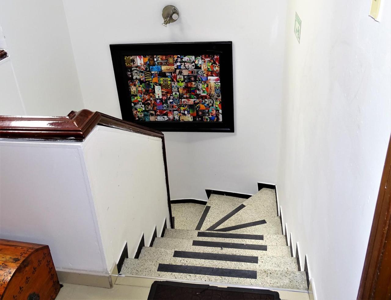 Violeta Park Hostel Bogota Luaran gambar