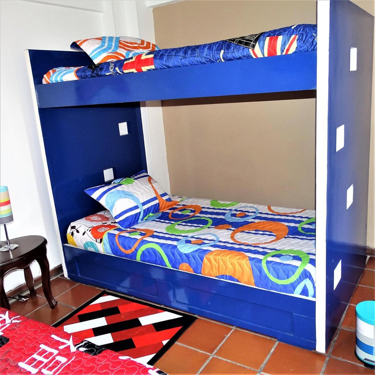 Violeta Park Hostel Bogota Luaran gambar